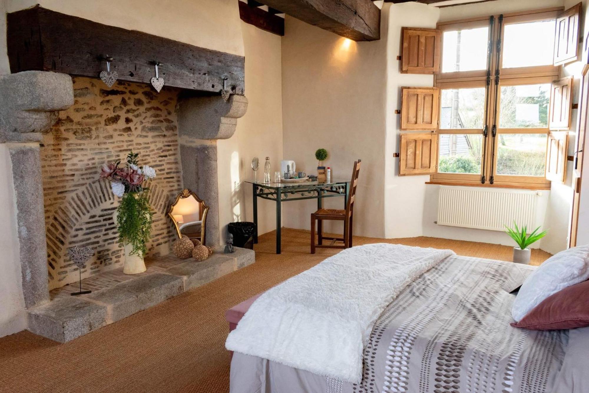 Manoir De La Coudre Hotel Changé Eksteriør billede